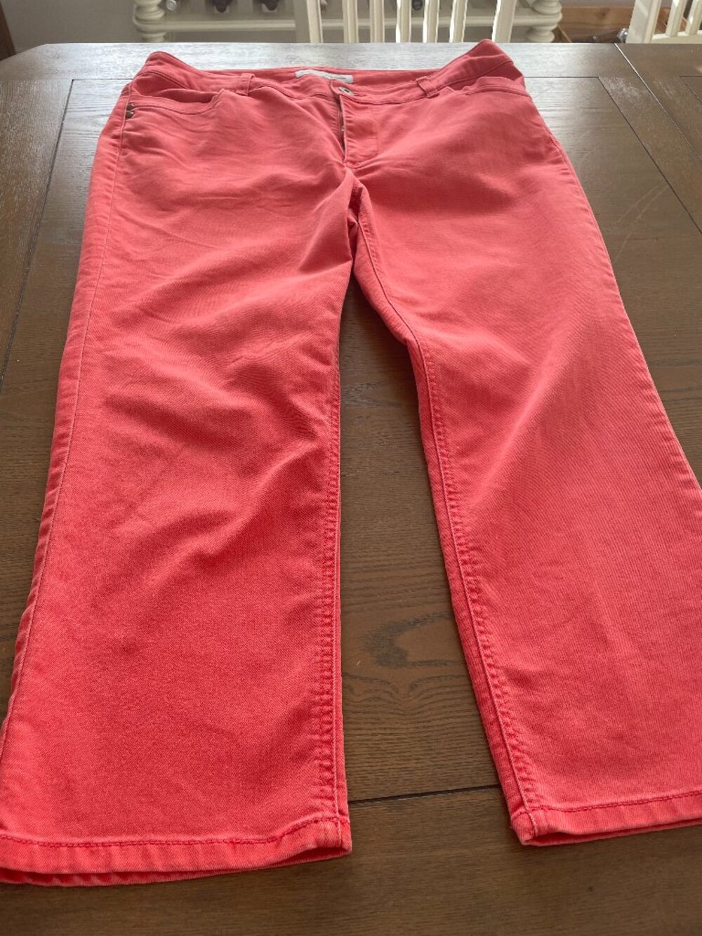 Womens Chico's Coral Denim Capri Pants Size 2.5